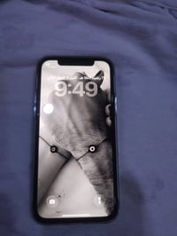 ١يفون 12عادي مكفول فقط مبدل بيه شاشه وكاله الاصليه جهاز.حلو ونضيف كل ش...