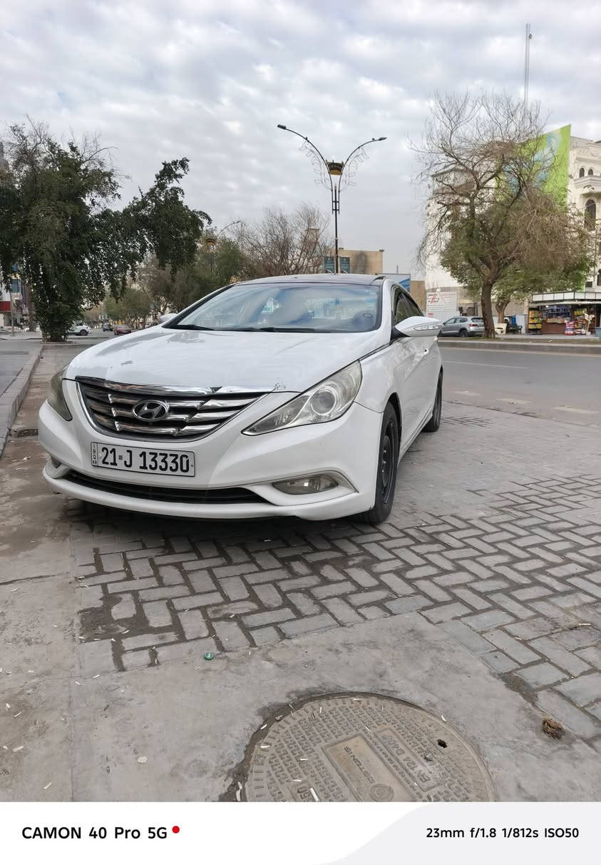 سلام عليكم
سوناتا 2010 خليجي مكفوله من الصبغ فقط pdr جاملغ الامامي عكس السايق 
رقم سليمانيه مميز وهزه جديده 
مكينه 2400 دوش 
للبيع 120 ورقه وبيها مجال 
او مراوس باقل  
مكاني بغداد الغزاليه 
***********
***********
