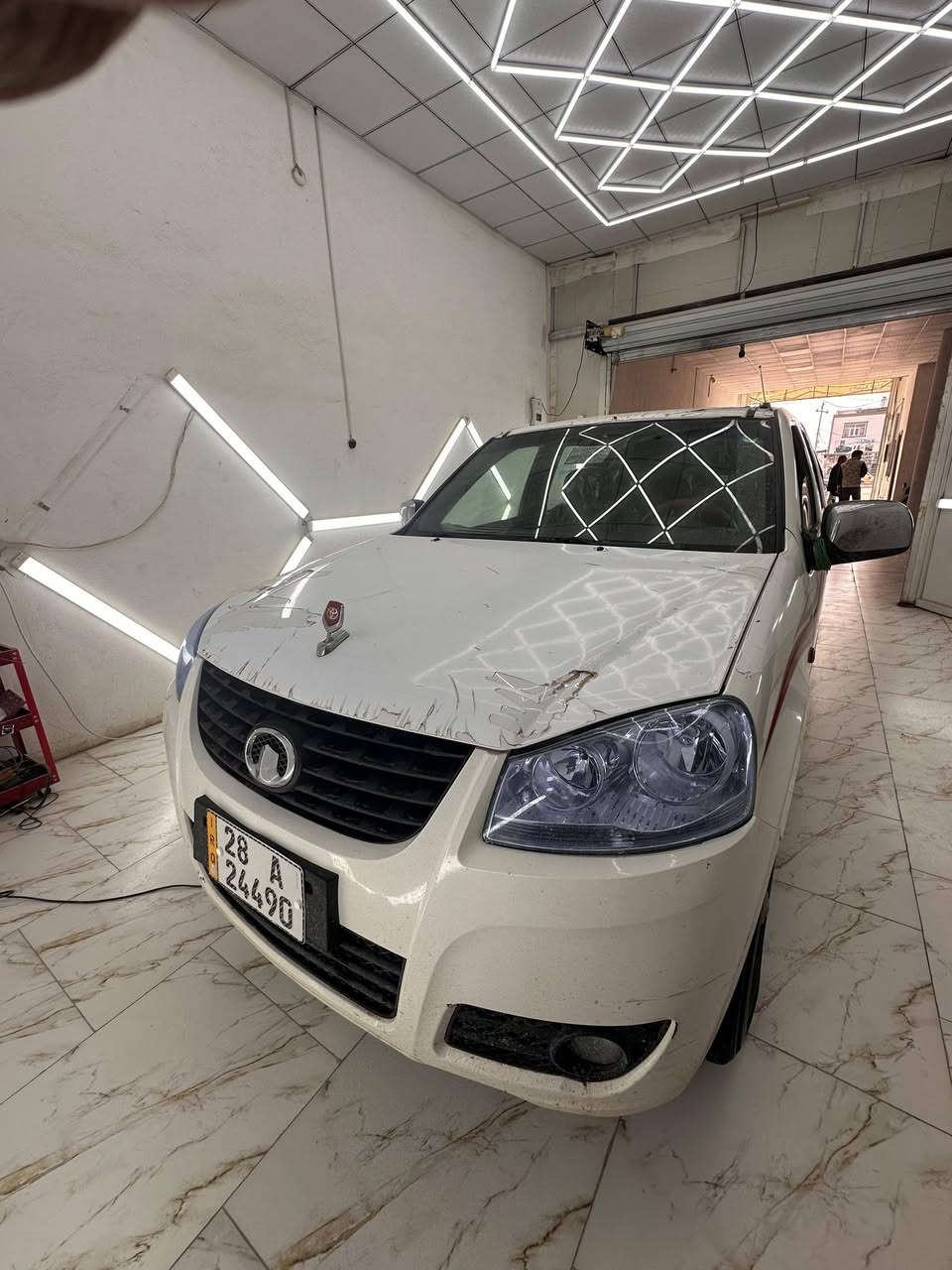 سلام عليكم من رخصت الادمن كريت ويل كفالة عامه من كلشي موديل 2017 ماشيه حقيقي 120كيلو على وضع الشركه جديدة وكفالة عامه  العنوان مفرق الكفل رقم العمود 243 قرب سيطرت الكفل  شارع كربلاء نجف السعر 108وبيه مجال رقم الواتساب والتصال ***********/رقم الواتساب ***********
