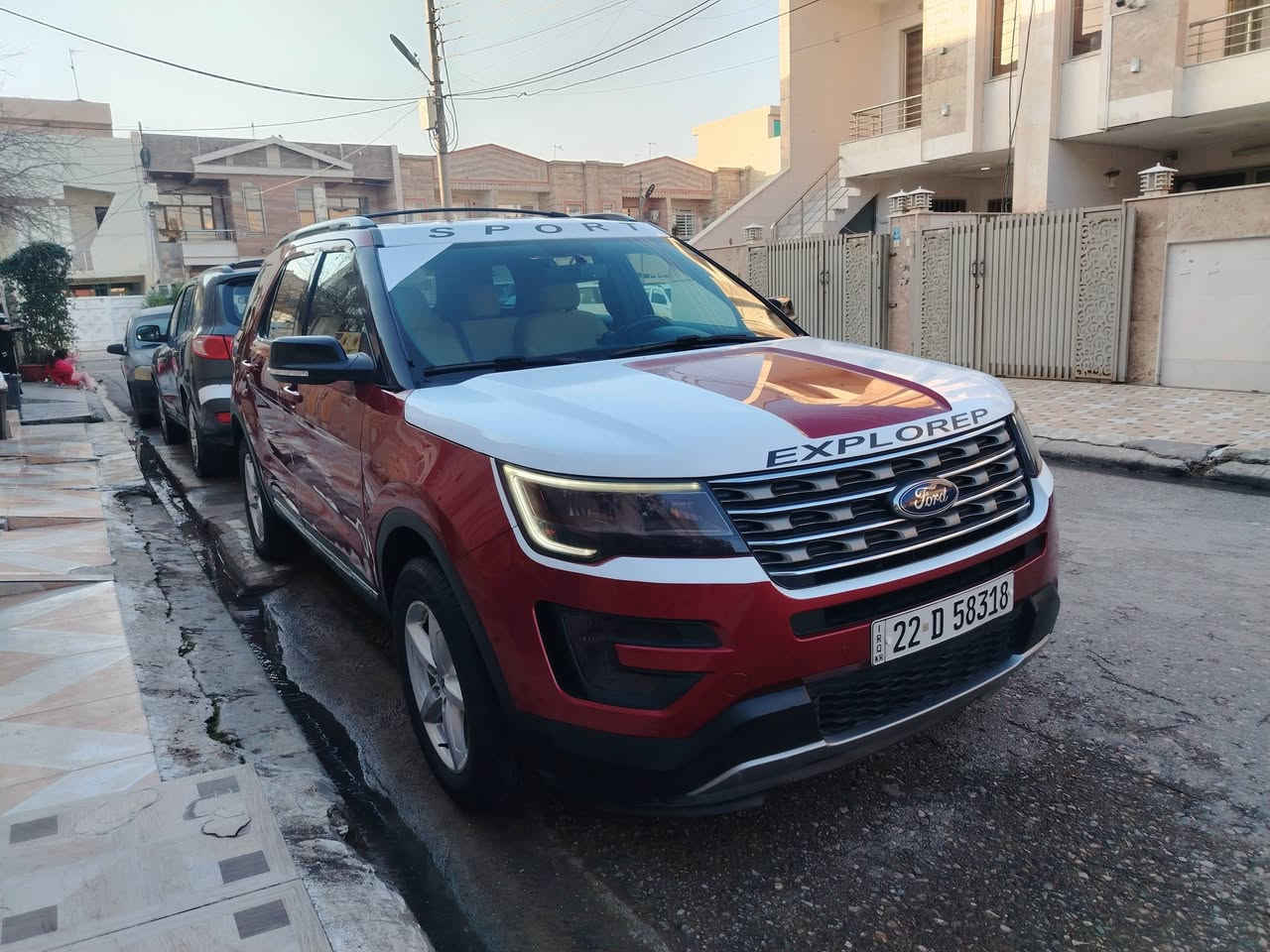 فورد اكسبلور  2017 اللون ماروني بيع او مراوس بسيارة صالون كوري او ياباني
المواصفات XLT

 محرك 6سلندر  

بصمة  تشغيل وبصمة ابواب  

تشغيل عن بعد

فورويل awd

كامرة دوارة 

تحكمات ستيرن فول

شفتات تحكم گير 

اشاير بالمرايات جانبية وهيتر وعاكسة للضوء 

لايت وبلوجكتر زنون

7 راكب داخل بيجي 

شاشة كبيرة تستقبل الاوامر الصوتية 

حساس امامي خلفي +كامرة خلفي

كشنات الامامية كهرباء 

تدفئه كشنات +استيرن 

صندوق شفط حساس قدم وريمونت  

تبريد 3 قطع امامي وسطي وخلفي مع تحكمات 

8 سماعات

منافذ AUX مع منافذ USB 

رام ذاكرة ورام خرائط GPS

السيارة حادث باب السكن+چاملع امامي بدون دواخل  

ايرباك سليم 100%

 رقم دولي اربيل بأسمي شرط التحويل

ماشيه 188 الف كيلومتر قابل للزيادة

السعر 165 ورقه بيها مجال

مكان السيارة اربيل

الاتصال ***********/***********
