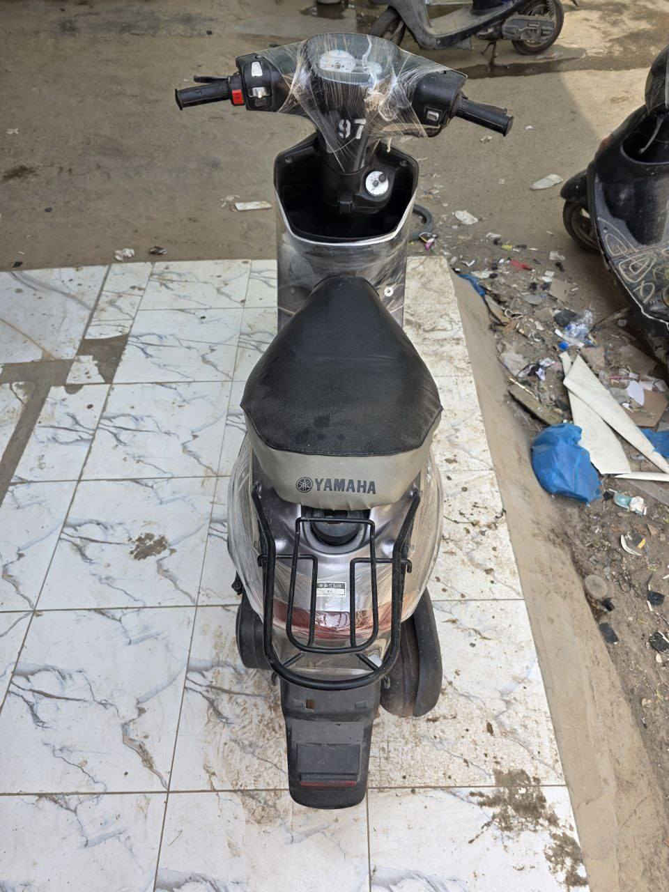 دراجه بيجي ما مفتوحه طالعه حاويه سعر 750 بيه مجال شراي مراسله صفحه او تصال ع رقم ***********
