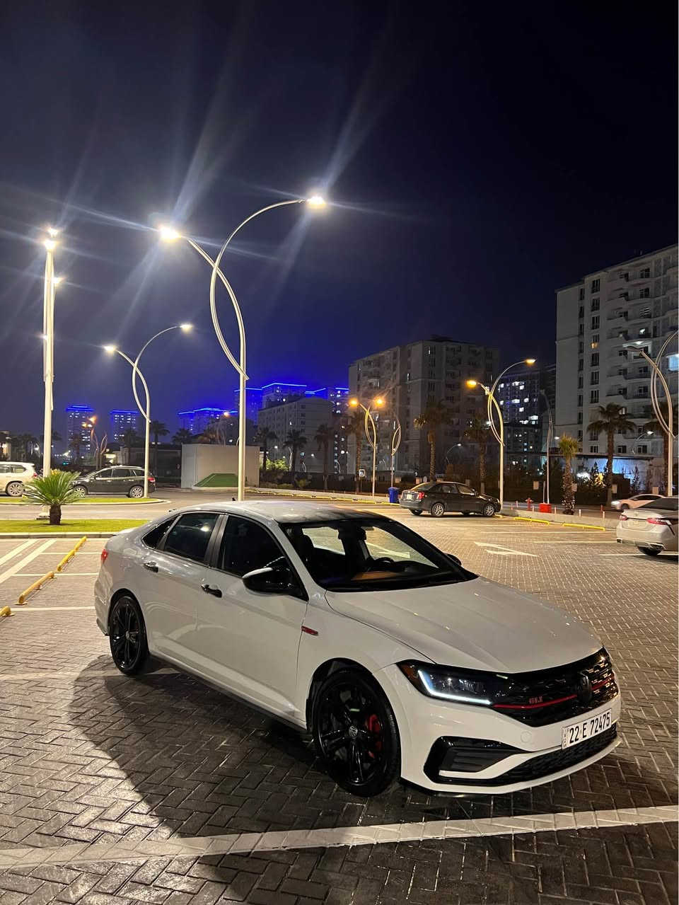 يالله
جيتا ٢٠٢١ gli ابيض
كير مكينة شرط 
صبغ بيها ثلاث قطع وبيها بالسقف موج احسب تعديل بيها
مواصفات الجيتا معروفه 
سياره كلش قوية وعزمها يخبل
كوشن هيتر
شاشه جبير
اربعه انظمه قيادة
عليها جارج بايب 
عليها صوت كزوز حلو
دهن كير ومكينه جديد
ماشيه ٦٢ الف
كهربايات شرط
حداديه امامي خلفي نظيف
وياله وتايرات نظيف
تحويل شرط 
سياره هزة وسنويه ورقم جديد 
مكان سياره اربیل
سعر 149$وبي مجال
رقم تليفون*********** وبي واتساب
للبيع او مراوس أربيل, العراق
