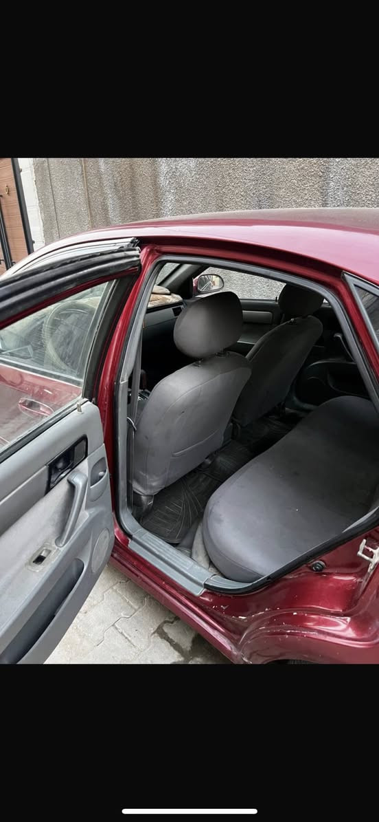 للبيع فورنزا 2006بااسمي  تبريد  ثلج محرك وكير خير من الله  صدرهه نظيف كير اوتوماتيك  مكان بغداد البنوك رقم بغداد السعر 50بيهه مجال بسيط ***********
