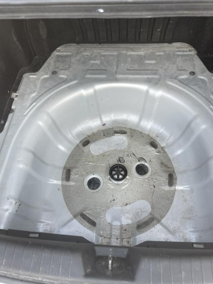 ٢٠٠٧ دكشن بةرز هموي بةشةرن
٤٥$ كةلار 
***********
