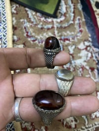 صباح الخير متاح  ثنين سليماني قديم والثالث يماني  ماعندي توصيل رجاءا 0...