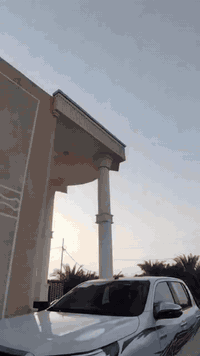 السلام عليكم ورحمه الله وبركاته للبيع هايلوكس تويوتا موديل 2024 سعودي مكفولة كفالة عامه رقم مثنى باسمي
السعر 290 وبيها مجال رقم الهاتف ***********
