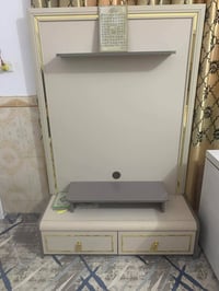 ميز شاشة • بوبيات