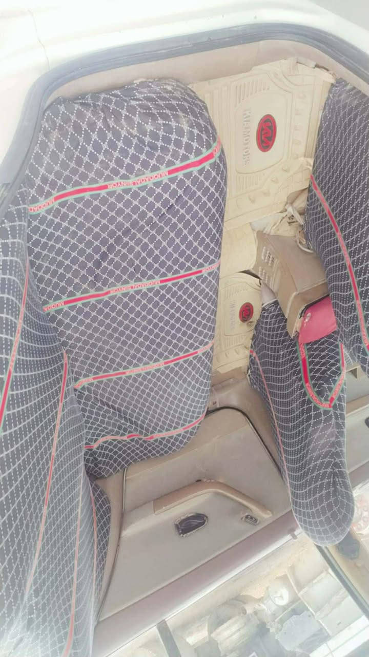 السلام عليكم سمند 10رقم قادسيه
كير ومكينه وتخم تاير شرط 
سياره بلاديه
السعر 30وبيها مجال بصيط
***********
