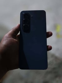 إنفينيكس هوت 50 • ٢٥٦ • بطارية ٥٠٠٠