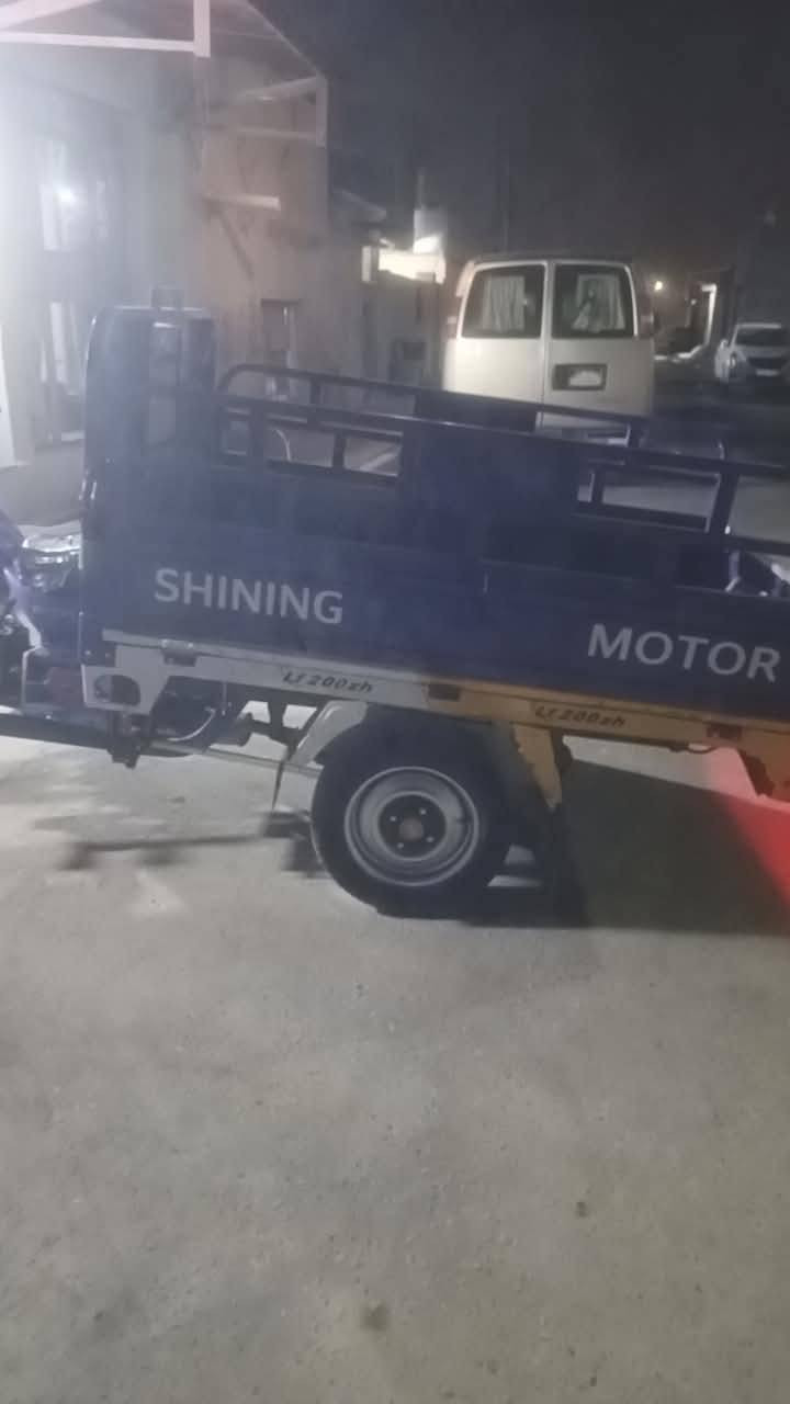 ستوته للبيع رقم وسنويه امتي ار مديل 2013 عنوانه بصره رقم هاتف ***********
