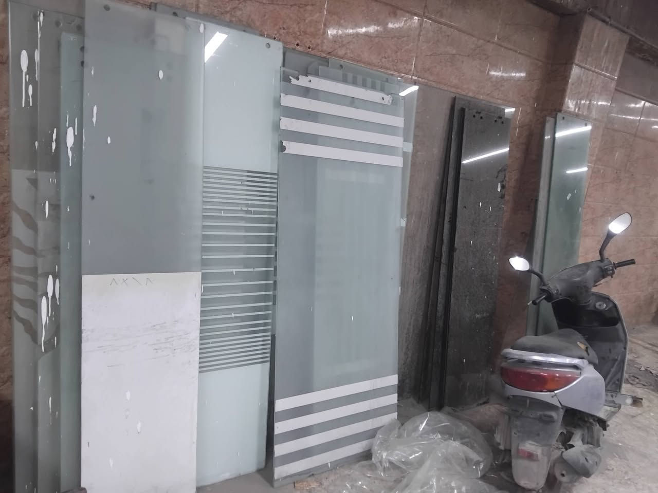 ***********للبيع
