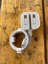 شاحن ايفون • كيبل كتان • توصيل لجميع المحافظات