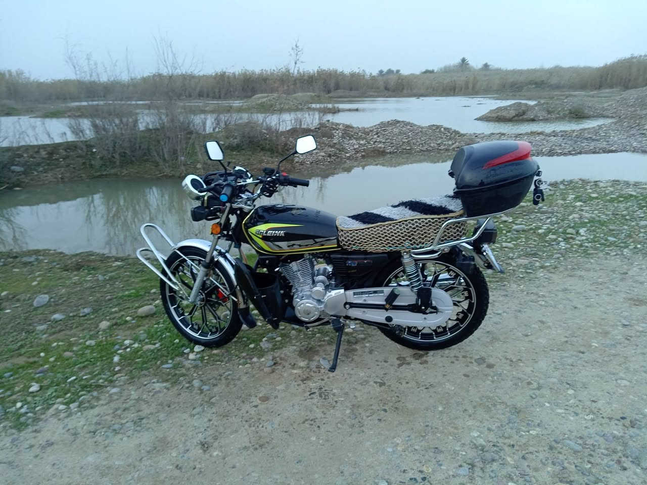 السلام عليكم
سولينك موديل 2025
كهربائيات كلها شغاله
وزن ثقيل منفيس ابو الباركود الاصلي
سويجات عدد ثنين
حجم cc150
شرط مامفتوح الموطور جاهز جاهز شغل وطلع 
السعر (775)وبي مجال مو شراي لاتخابرني رجاء 
للأستفسار الاتصال على الرقم *********** متواجد خاص المكان الشرقاط تقاطع الخصم
