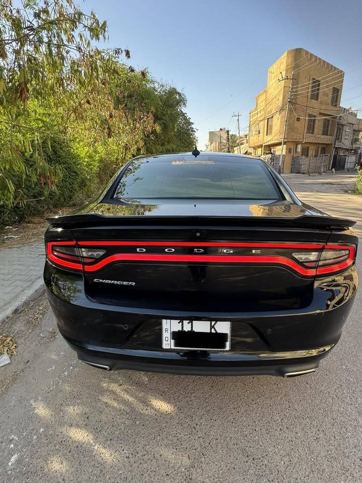 سلام عليكم
دوج جارجر موديل 2018 SXT
مكفولة من الصبغ بيها مكانات بارد شي قليل 
تبريد خير من الله كير مكينة مكفولات 
ماشية 93الف كم
رقم بغداد بسمي تحول ثاني يوم 
الاستفسار

‭***********
