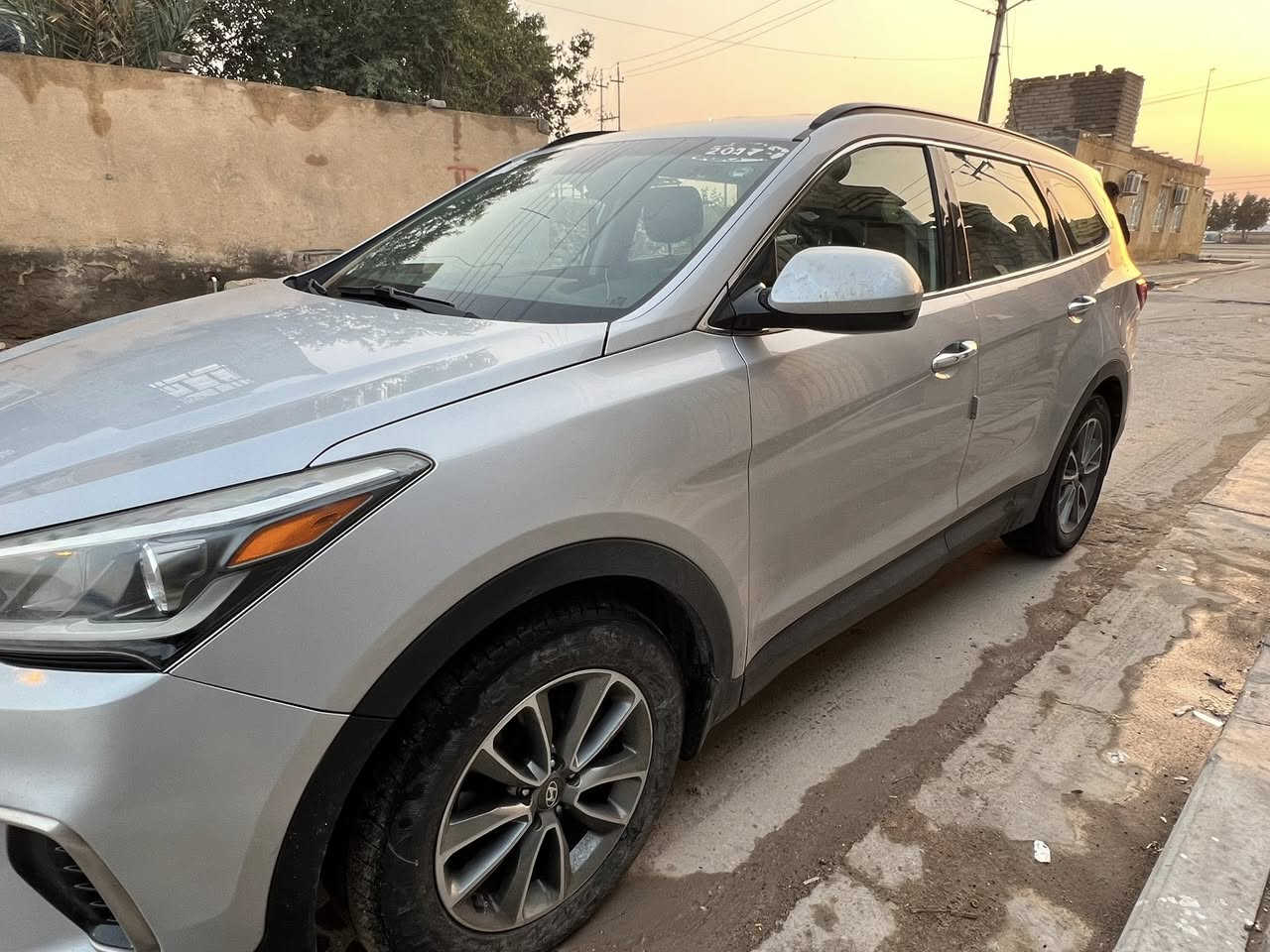 سنتافي وارد امريكي  2017  مكينه 6 بيهه تبديل بابين وجاملق السيارة نضيفه مال جناي رقم شمال اربيل السعر 135 تبريد تتفه شقلات تحكم استيرن شاشه وبيه بعد موصفات العنوان البصرة القرنة ***********
