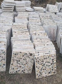 كاشي مستعمل • نضافة ٩٥٪ • عدد ٧٥٠