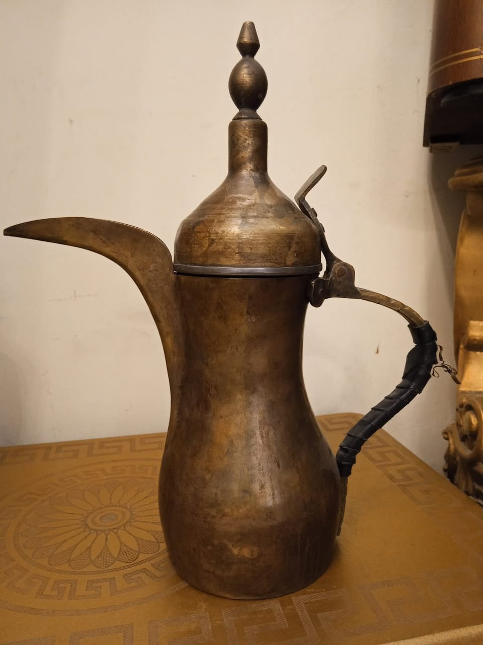 دلال سوري انتيك طرق يدوي شغل عزت الصالحاني قياس 34/30 سم نظافه تامه


**إذا كنت صاحب هذا الإعلان وتريد حذفه لأي سبب، رجاءا أرسل رسالة إلى الدعم الفني**