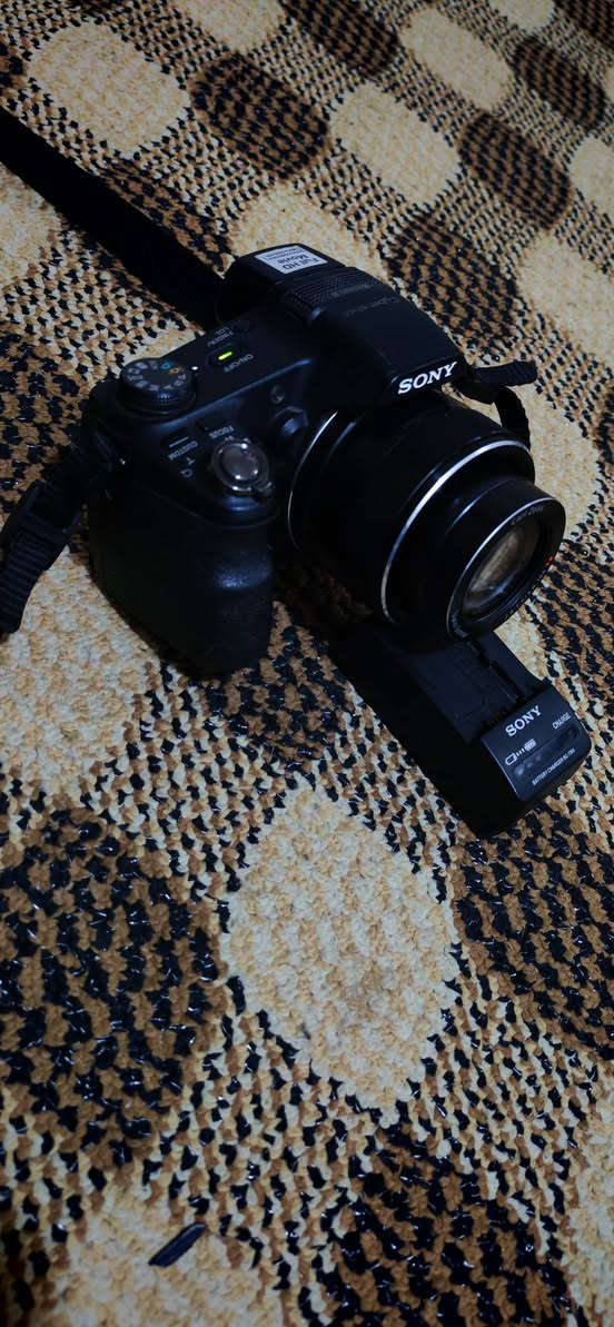 السلام عليكم كامرة سوني للبيع
مكان الدوانية واتساب ***********
