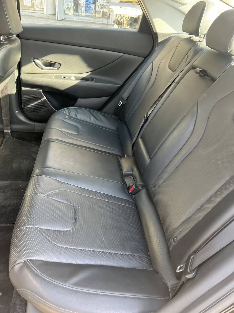 سلام عليكم هيونداي النترا 2022 اعلى فئة ليمتد رقم اربيل حادثها بنيد مبدل فقط ايرباك دركة طاك ورجعته سستم بلادي السيارة ما داخله مزاد صور الحادث خاص السيارة بيها ويالة من امريكا مبدلات ماشية 30 الف بعدها زيرو محرك 2000 دوش السيارة بسمي السعر 165 وبيها مجال قليل مكاني حي العامل رقمي *********** تحياتي للجميع
