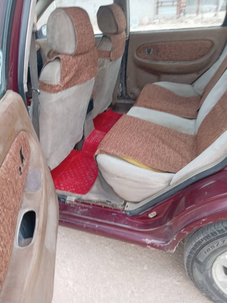 بسم الله الرحمن الرحيم
للبيع فقط كيا سيفيا 2001 موازي محرك وكير خير من الله حدادية جاهزة عدى المشط ينضح كهربائيات جاهزة عدى كيج البانزين والجامات الخلفية ما يشتغلن تايرات جدد باتري جديد المالك بالكوفة ، مكان السيارة بالناصرية قضاء النصر عندي وكالة عامة سعر 24 مجال قليل حك الجية والرقم بغداد شرط مداور
المشتري يتصل على الواتساب ***********
والاثير ***********
والختام على نياتكم ترزقون
