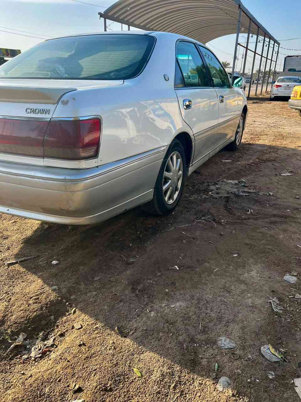 كراون ملـــگه : موديل 2003
فئة : 4 دکــم شاصي 75 
حجم المحرك :  ديڤور الكبير 
كير مكينه كفاله شرط الفحص 
السياره حادث جوملغ جهة السائق الامامي 
وبيها شويه تعديل بلغد الامامي 
السياره رقم صلاح الدين : وكاله عامه بأسم المشتري + حجز إكتروني للتسجيل 
للاستفسار : ***********
