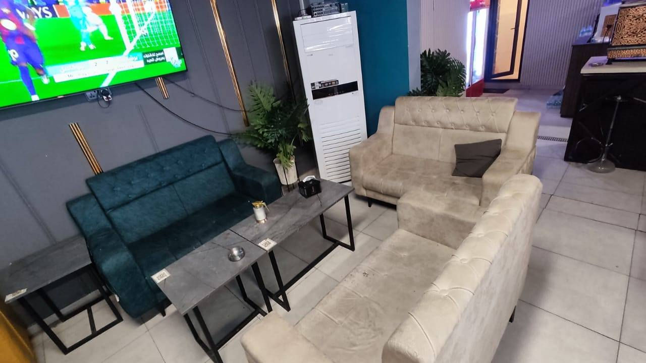 السلام عليكم من رخصة الادمن غراض كوفي للبيع للاستفسار 
*********** واتساب
