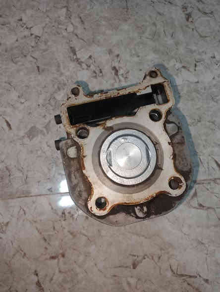 هاذي الغراض للبيع وياهن دبل خلفي سبع الوان كلمن وسعره اليريدهن اني خادم مكاني الحسينيه مال راشديه وهاذه رقمي ***********
