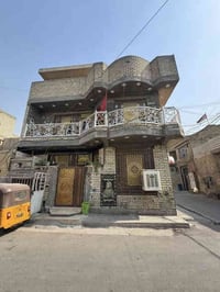 نصف قطعه للبيع مدينة الصدر الاولى قطاع ٦ شارع الفلاح خلف جامع الشيخ بد...