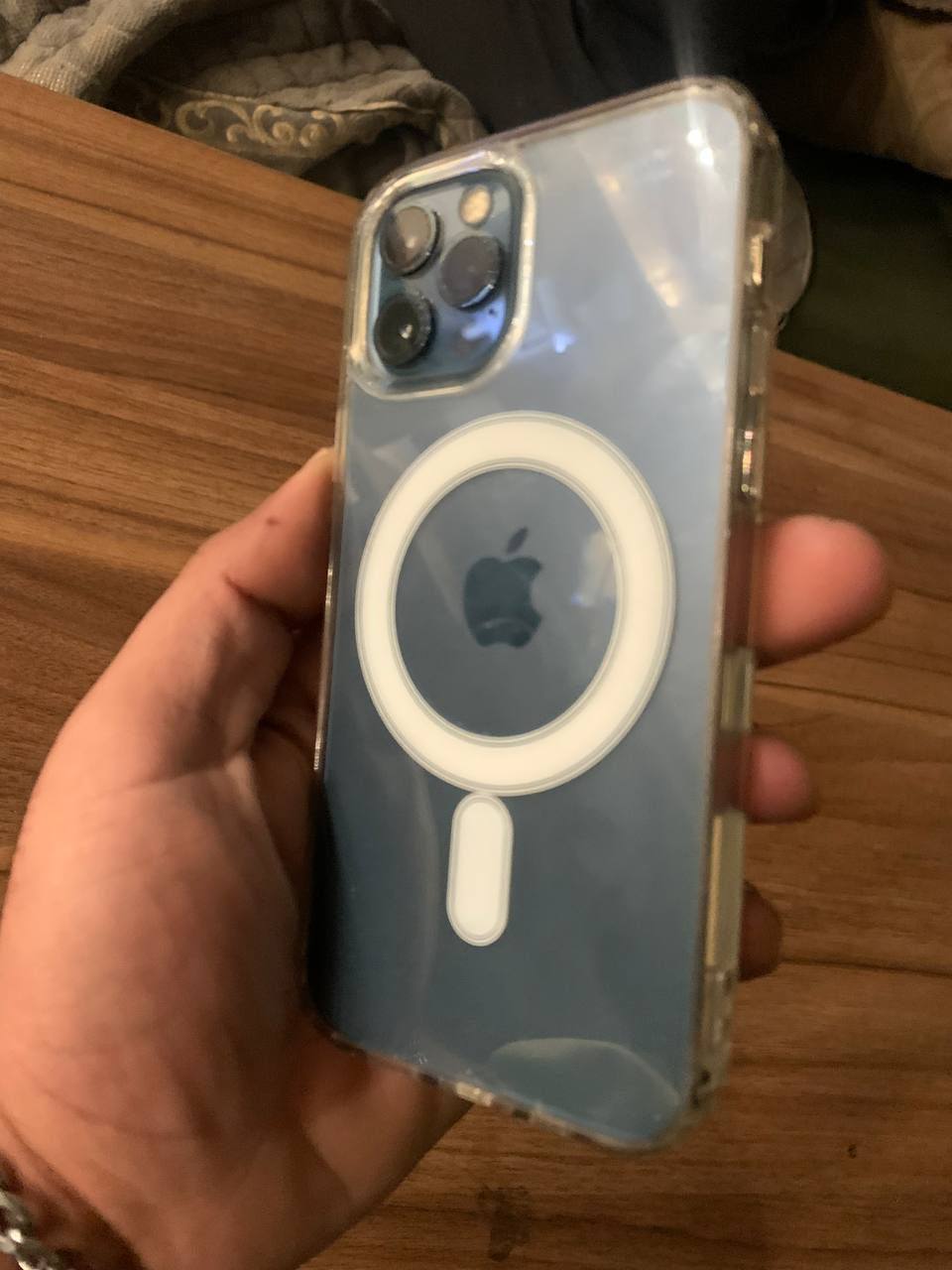 12 برو فقطط ذاكره 128 بطاريه 78 جهاز وتر وتر مامفتوح ومال جناي نضافه فول تخطي سيم كارت واكف فقط سعره 250 وبي مجال مكاني حي الميلاد وبلعافيه علياخذه ‭0789 039 7250‬
