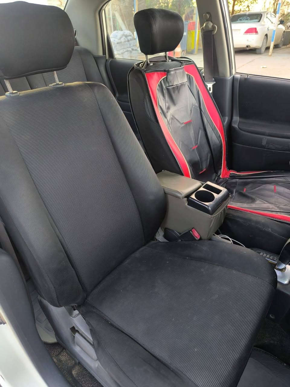 السلام عليكم
من رخصة الادمن
سيارة سازوكي ليانه 2005
حرف أ سنويه منتهيه رقمه بصره محرك 2000ضمان كير ومحرك كلشي شغال بيه السعر 40ورقه قفل
***********
