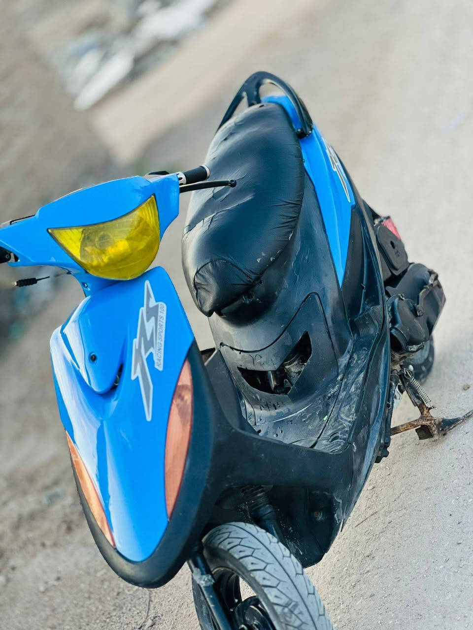 دراجه للبيع حلوه ونضيفه دراجه سلف هندر كله شقاله الدراجه ماناقصه شي مفتوحه بوشه 49 مكاني القرنه السعر 550 وبيه مجال  ***********
