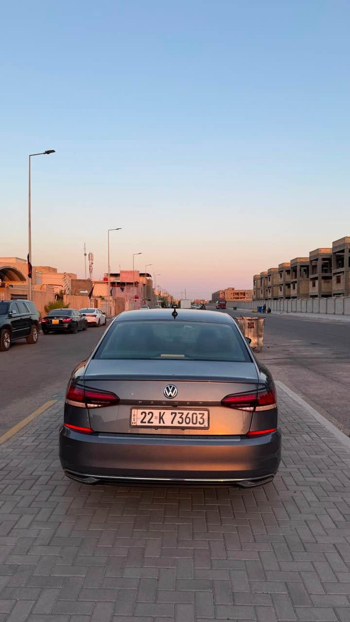 فولكس فاجن باسات الماني وارد امريكي ضررها دعاميه وبنيد موديل 2022 رقم اربيل باسمي تحويل ثاني يوم تبريد شغال تخم تاير جديد السياره نضيفه كير محرك على وضع الشركه ماشية 42 ميل بس الدعاميه ينرادلها تكعيد وباب عكس السايق بي بارد قليل والباب الوره هم بي بارد قليل السياره راقيه فتحه سقف هواي بيها مواصفات 4 سلندر تيربو مكان البصره مجمع الزهراء *********** السعر 138وبيها مجال قليل البصرة, العراق
