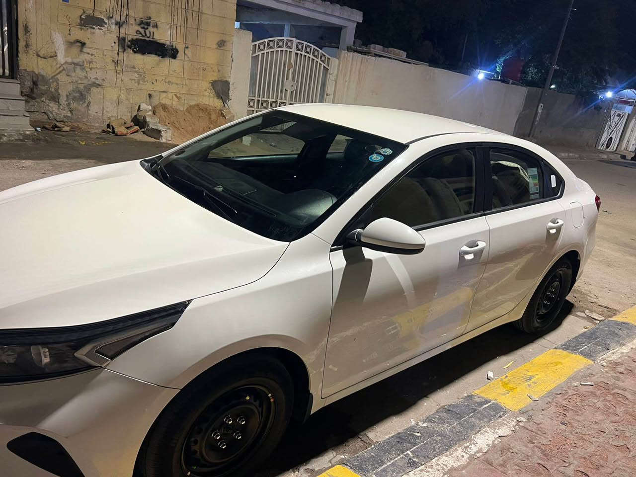 سيراتو  خليجي مديل 22 كفاله من الصبق بيه بس بارد سعره( 153) وبيه مجال قليل *********** البصرة, العراق
