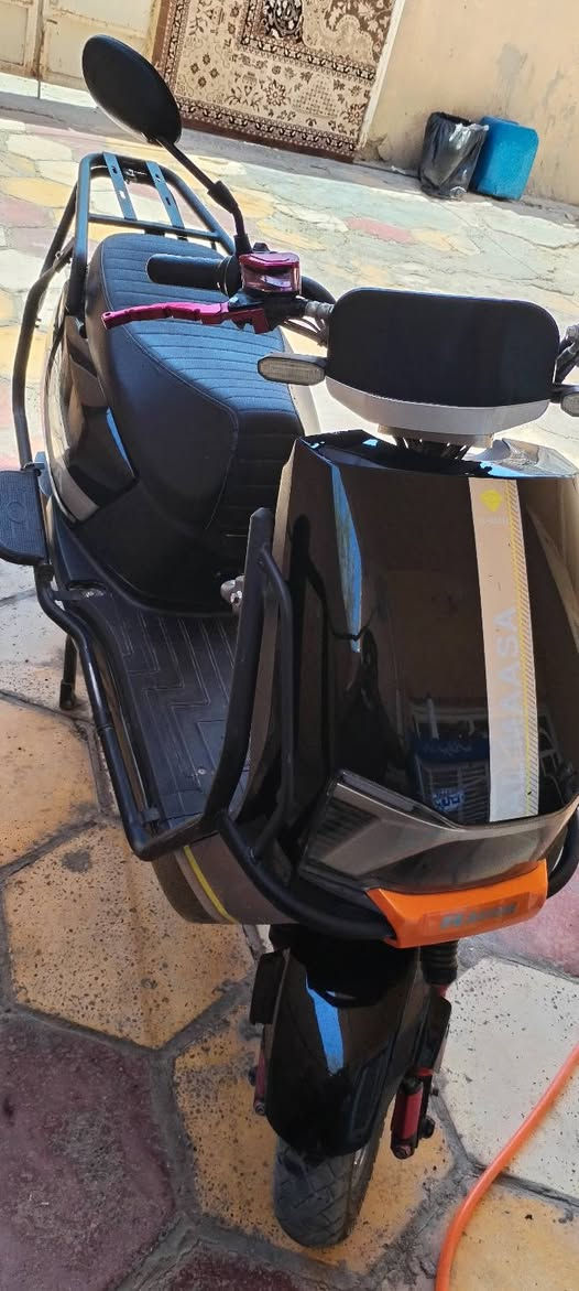 السلام عليكم دراجه شحن للبيع كامله السعر 650الف وبيها مجال العنوان ابو غريب ابو منيصير *********** وبي واتساب
