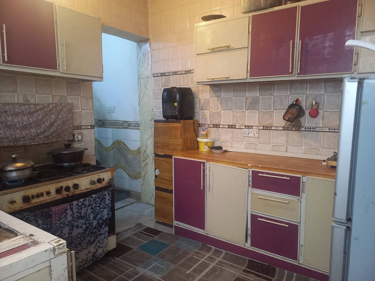 بيت للبيع ١٢٠ متر سند ٢٥ طابقين بناء مسلح ابلوك العتبه الموقع العيشي خلف معرض حردان مشمول بل طابو  للستفسار الاتصال بل رقم ***********
