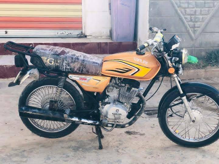 يالله السلام عليكم➡️ 
دراجة تايكر لبيع موديل 2024 كهربائي كله💥 🧡 شغاله اوراق كامله محرك مامفتوح زوج تايرات👌 جديد مكاني ديالى دل عباس سراجق سعر 450💞 وبي مجال  📞 ***********📞
