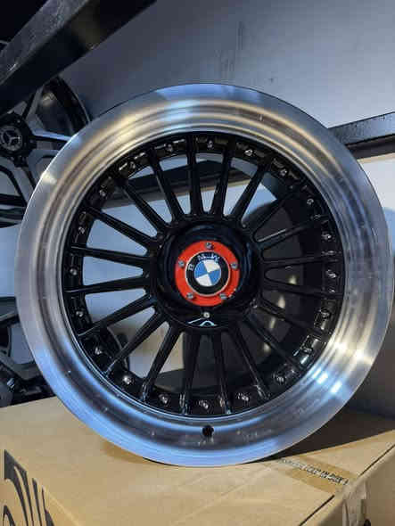 السلام عليكم 🌟
🔥 متوفر ويل كب البينا 17 تو سايز – جديد

🔁 البيع ومراوس
💲 السعر: 300 دولار
💬 شعندك خليه… M هامان نراوسك كل ويل وسعره

📱 واتساب: ***********
🚚 يوجد توصيل لجميع المحافظات

📍 الموقع: بغداد – حي العامل – شارع 7 نيسان
