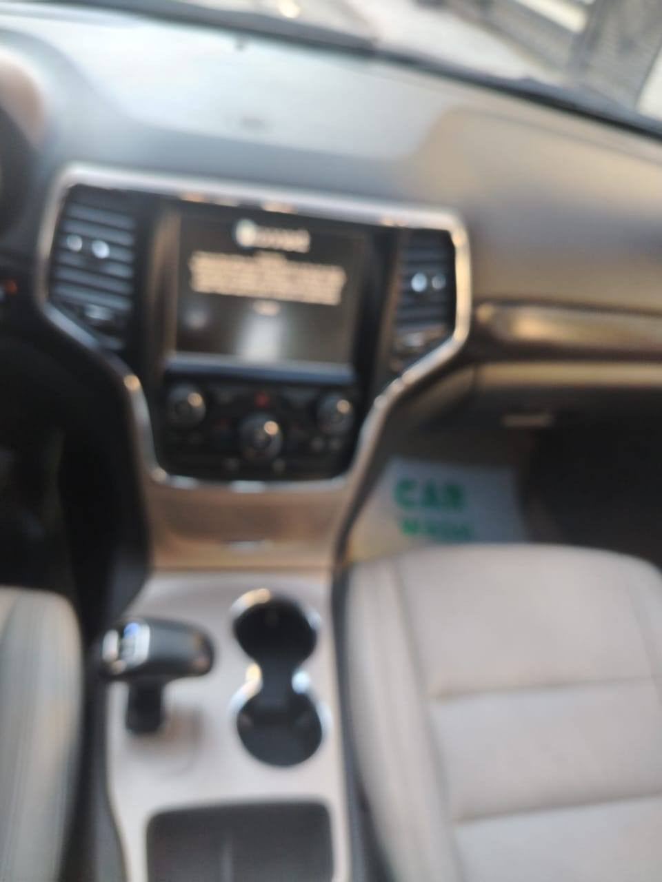 جيب جديدة لاريدو2015 بصمه كشن كهربائي رقم بغداد وارد أمريكي داخله كلين بدون حادث فقط دعاميه اماميه سيارة جديدة معنه الكلمه نصبتهه كلش حلوة داخل احله تخم تاير جديد قبل شهر شدينا كير طيارة مكينه وكير بلاد بدون فتح بدون بارد بدون شخص بيع أو مراوس  العنوان بغداد الكرخ حي الجهاد *********** السعر ٢٠٥ بل عافيه لي ياخذهه
