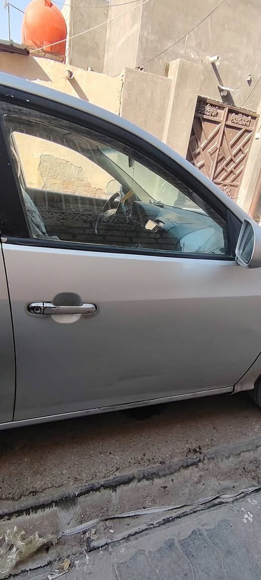 السلام عليكم ورحمة الله وبركاته
بيبان 4 كاملة جامه وبطانة مع الداخلية واقفال ويدات داخل خارج
السعر 30 الباب الواحد
مع دعامية خلفية السعر 25
بنيد السعر 25
المكان ناصرية المركز
للاستفسار ***********
