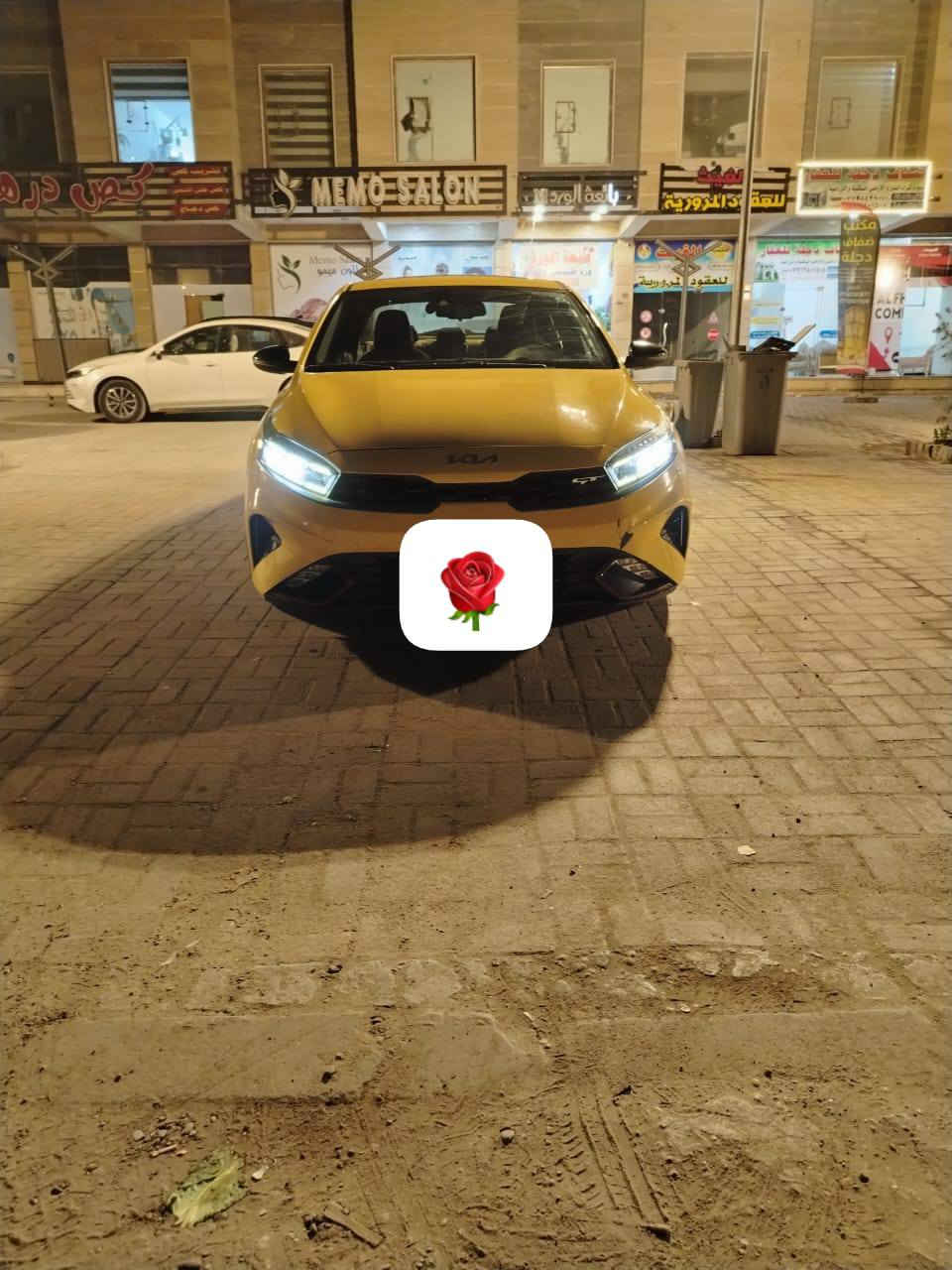 السلام وعليكم فورتي ٢٠٢٣ جيتي لاين
مكينة ٢٠٠٠ دوش
*كير cvt بلادي وشاد له منظومة التبريد الخاصة به
*سنوية إلى سنة ٢٠٣٥
*تشغيل بصمة عن بعد
*رقم بغداد انكليزي
*لون الداخل اسود جلد بلادي والمقاعد الأمامية موجود بيها تدفئة تبريد 
*التبريد قطعتين 
*موجودة بالسيارة أكثر من موديل عادي ورياضي وذكي
*ماشية السيارة ٨٠ الف ميل
*الهيئة بغداد جوال
*منظومة التبريد مبدلة جديدة في نهاية الصيف الفات منظومة كاملة
*بانوراما (فتحة سقف) 
للتواصل واتس اب 
***********
