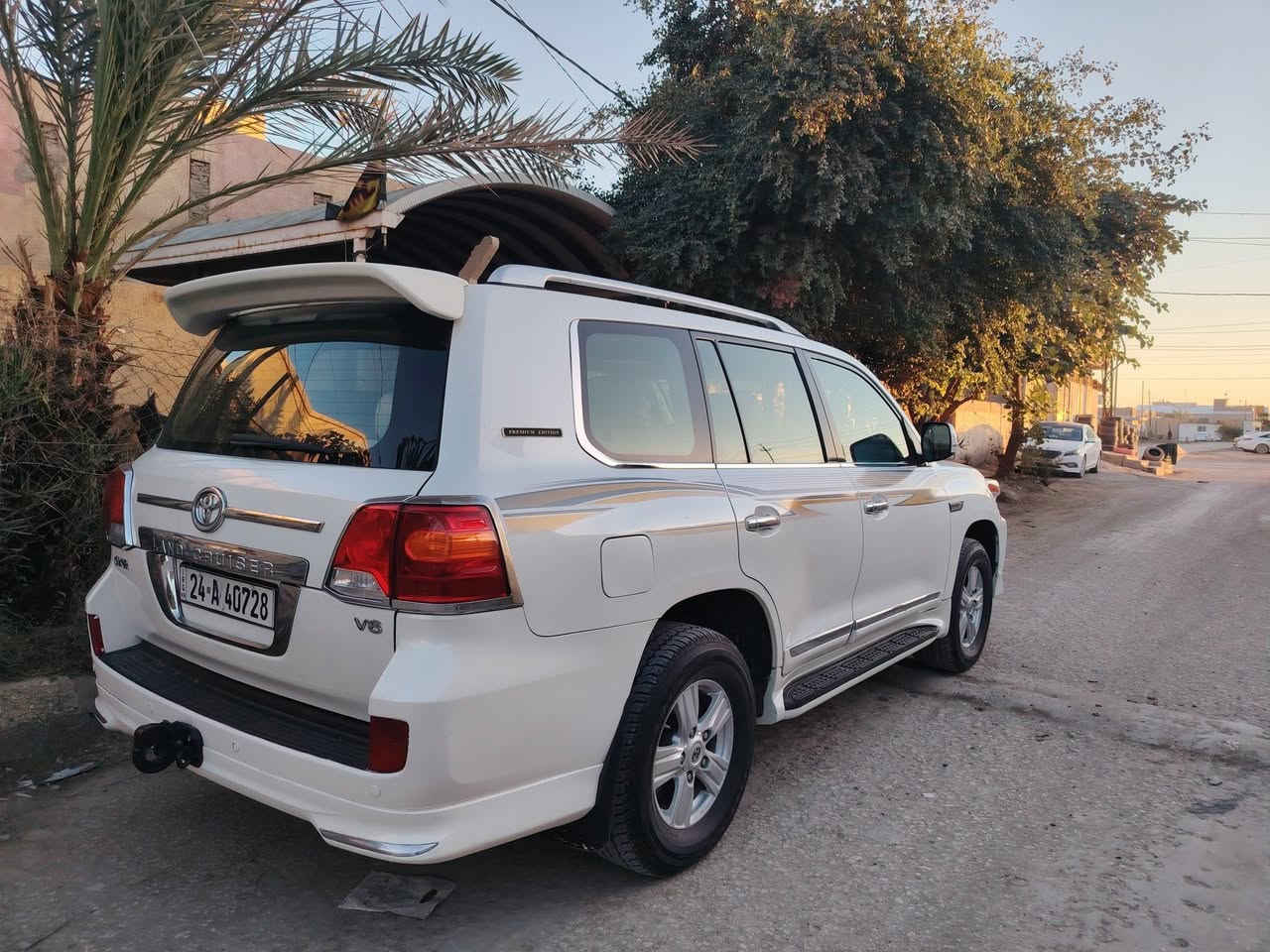 *********** 
لاندكروز
موديل ٢٠٠٩
مكفوله كفاله عامه
سياره جديد ومال بيت
تخم تاير تبريد ثلح سياره
 رقم دهوك انكليزي بسمي شخصينا
سياره فول فتحه مكينه جديد بيع مستعجل وجوه سوك مال واحد عنده ضرفه
وشراي يتصل ماجواب خاص مكاني بابل
