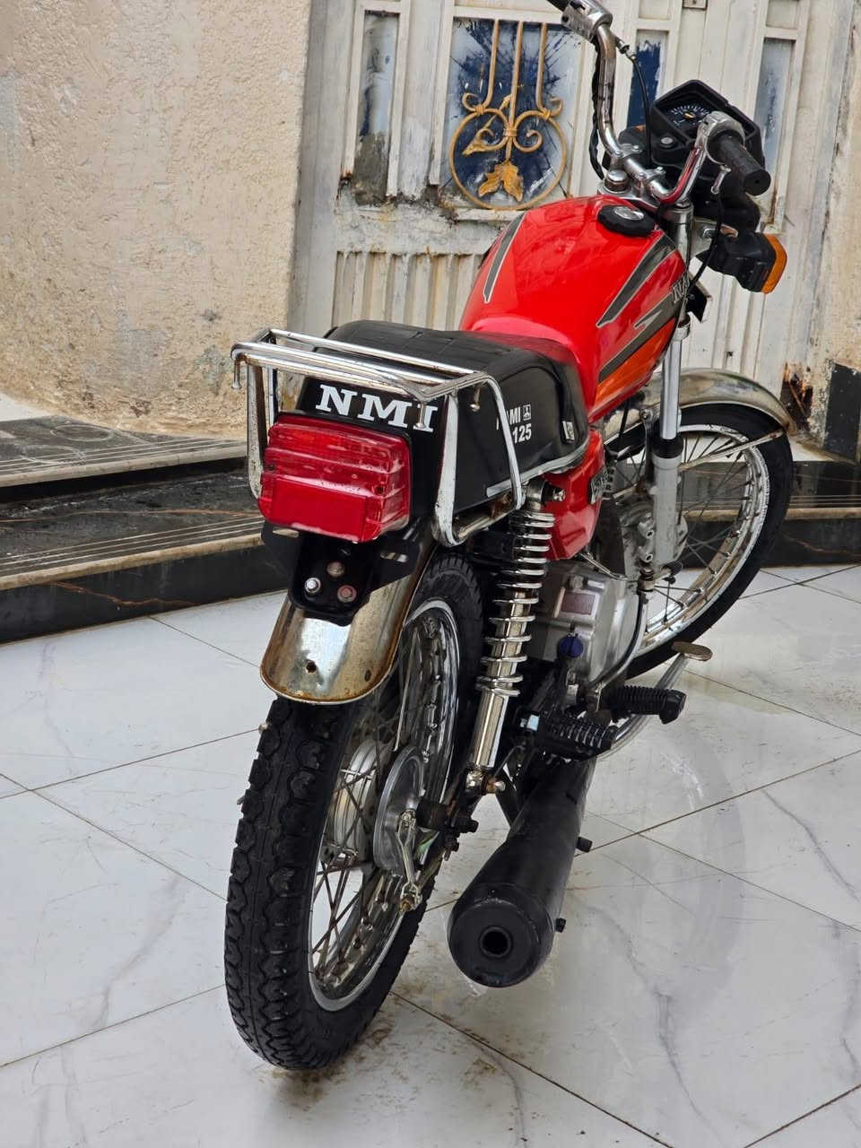 دراجه البيع نضيفه مال بيت عينه ولايت بدون مكفوله من العشائر مامتواجد عل نت ‏ ‏‪0775 305 4782‬‏
