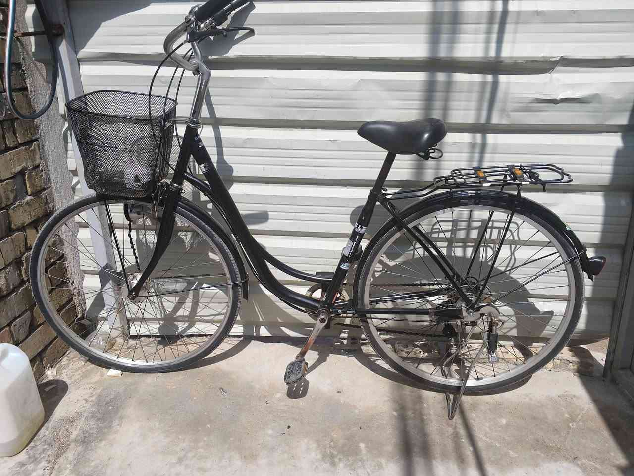 للبيع مستعجل السعر ٧٥ 
حجم ٢٧
مكاني الحريه 
***********
