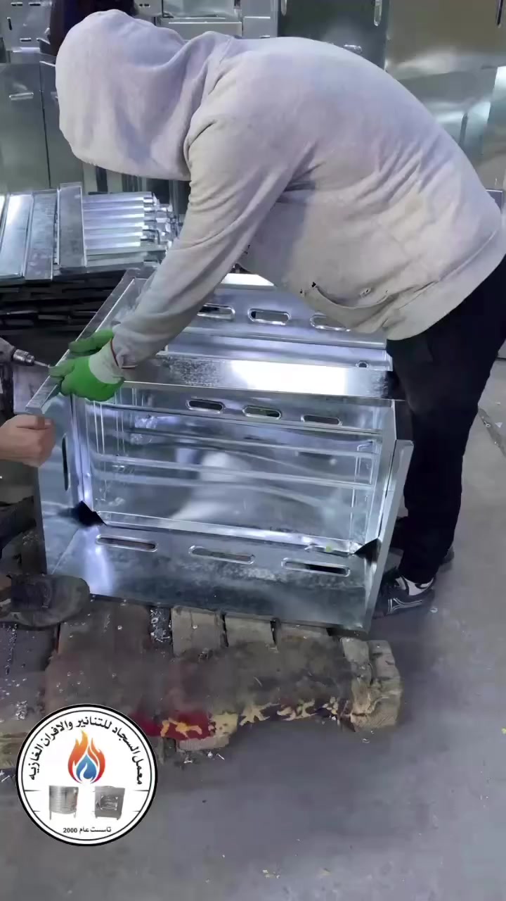 من يوميات اعمال 💥معمل السجّاد الرئيسي💥 في الموصل #معمل #السجاد #تنانير #افران #طباخات #مشاعل


**إذا كنت صاحب هذا الإعلان وتريد حذفه لأي سبب، رجاءا أرسل رسالة إلى الدعم الفني**