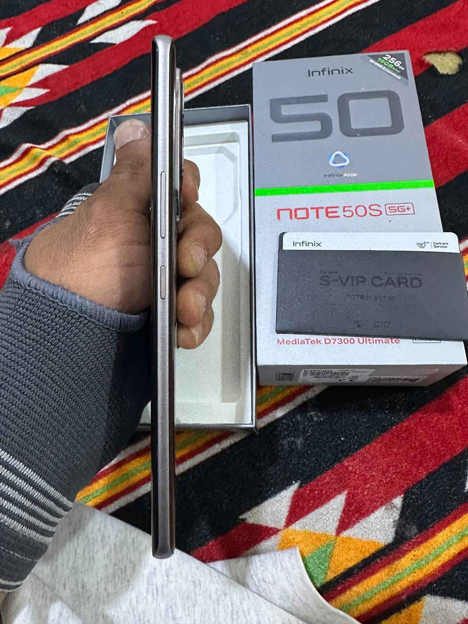 اسلام عليكم جهاز lnfinix NOTE 50S 5G ذاكره 256 عشوائي 16 جهاز نضيف بشكل ما مبدل بي اي شي ستخدام شخصي مال بيت وبي كارت الضمان سنه استقبل مراوس كامرته قويه بشكل الجهاز من الأخير نضيف بشكل سعره 270 مكاني البصره الحيانيه رقمي للستفسار *********** بي واتس
