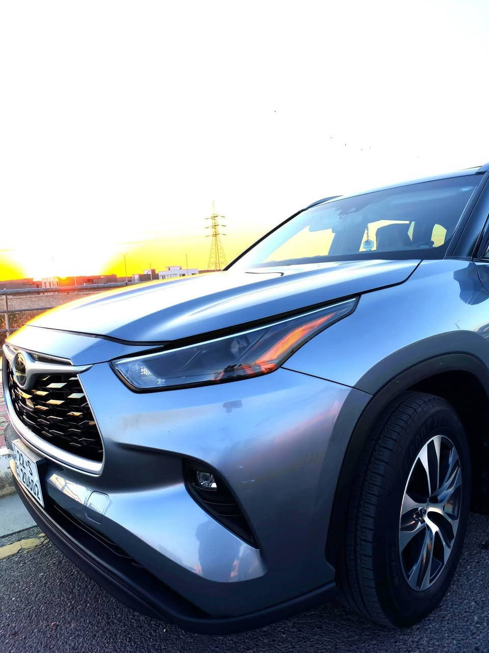 السلام عليكم ورحمة الله
للبيع فقط..... 
هايلاندر 2023 اخت الزيرو ماشيه 7000 كيلو فقط بحيث تايرات الشركه بعدها مشدوده بيها وجديده
4 سلندر توربو 
كلين تاتيل بدون ضرر 
7 راكب vip
رقم اربيل بأسمي تحويل مباشر
السعر المطلوب 325ورقه وبيها مجال بسيط 
جديده بمعنئ الكلمه 
مكان السياره الانبار رمادي 
***********
