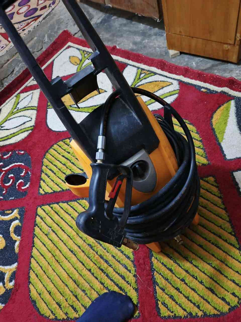 سلام عليكم عيوني هاي فاره غسل البيع كامله على فحص ***********(وسعر 75
