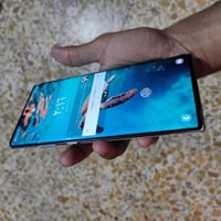 نوت 10 بلاص ذاكرة 256 بي فطور بل شاشة جهاز فول سعرة 230 الف وبي مجال ا...
