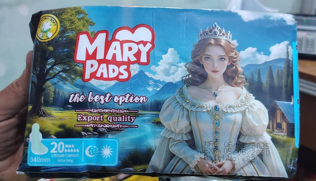 مرحبا زبائن سنتر ريتا للحليب ومستلزمات الاطفال
نود اعلامكم تم توفير محارم نسائية ماري بادز
جوده ومتانه صنع فرنسا

تتمتع هذه الفوط بعدة خصائص تجعلها خياراً مفضلاً للكثير من النساء، ومن أبرزها:
​الملمس القطني الناعم: صُممت بطبقة علوية قطنية لتقليل الاحتكاك وتجنب حدوث تسلخات أو حساسية في المناطق الحساسة.
​قوة الامتصاص: تتميز بقدرة عالية على امتصاص السوائل وتوزيعها بعيداً عن السطح للحفاظ على جفاف البشرة أطول فترة ممكنة.
​نظام الحماية من التسرب: تحتوي عادةً على أجنحة جانبية مرنة تثبت الفوطة في مكانها وتمنع التسرب الجانبي.
​تسمح بمرور الهواء: المواد المستخدمة فيها تسمح للبشرة بالتنفس، مما يقلل من احتمالية ظهور الروائح الكريهة أو نمو البكتيريا.
​الأنواع الشائعة
​تتوفر "ماري بادز" بأحجام وسماكات مختلفة لتناسب احتياجاتكِ طوال الدورة الشهرية:
​الفوط النهارية ☀️: تكون متوسطة الطول وسماكتها مناسبة للتدفق العادي.
​الفوط الليلية🌚 : تتميز بطول إضافي وعرض من الخلف لتوفير حماية كاملة أثناء النوم ومنع التسرب الخلفي.
​الفوط اليومية ☀️ 🌚: وهي فوط رقيقة جداً تُستخدم في الأيام العادية للحفاظ على النظافة اليومية أو عند وجود إفرازات خفيفة.
​نصائح عند الاستخدام
​لضمان أفضل حماية وصحة لمناطقك الحساسة، يُنصح بتغيير الفوطة الصحية كل 4 إلى 6 ساعات حتى لو كان التدفق خفيفاً، وذلك لمنع تكون البكتيريا.

العنوان سويب شارع 200 محلات عماد الساعدي
سنتر ريتا للحليب ومستلزمات الأطفال
أي استفسار مراسلة الصفحه أو اتصال ع رقم
👇👇👇👇👇
***********

ادمن مروه

💐🌷❤️🌹
