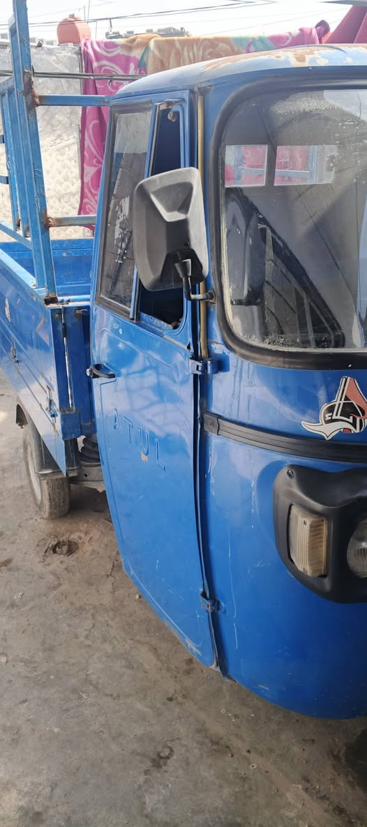 السلام عليكم تكتك حمل موديل 2019تكتك جاهزه كبل للشارع مكينه مكفوله لا تنقيص ولا تبخير السعر 1650وبيهه مجال مكان بغداد الشعب ***********
